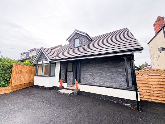 3 Bedroom Bungalow To Rent In Holderness Road, Hull, HU9