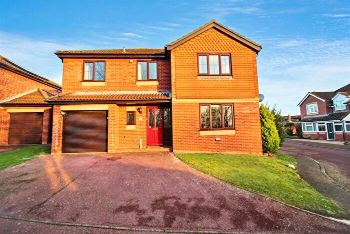 4 Bedroom Detached House For Sale In Canon Hoare Road, Aylsham, NR11