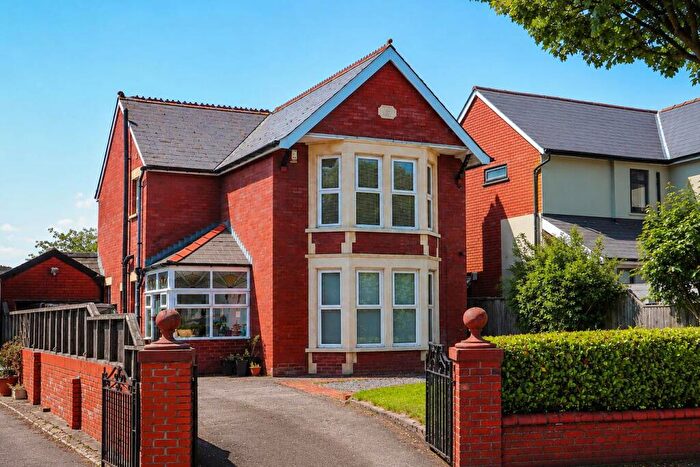 3 Bedroom Detached House For Sale In Colcot Road, Barry, CF62