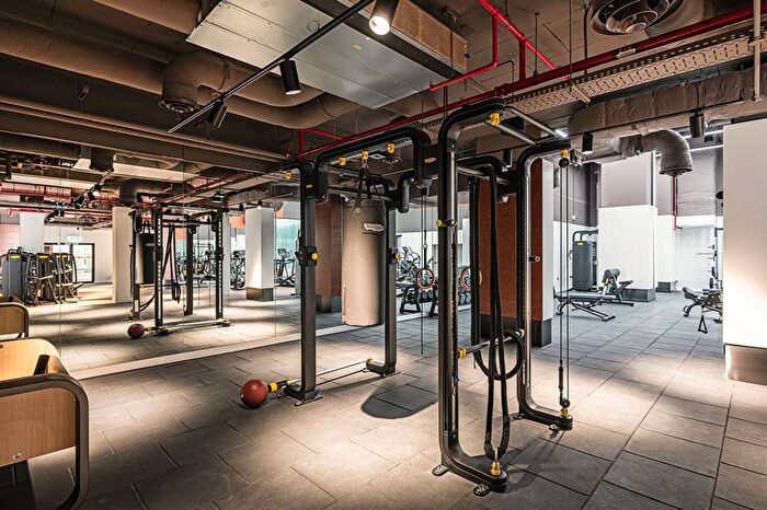 3 Bedroom Flat To Rent In Coppermaker Square, Stratford, London, E20