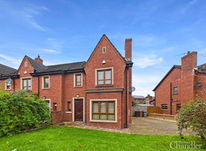 3 Bedroom End Of Terrace House For Sale In Brooke Hall Avenue, Belfast, BT8