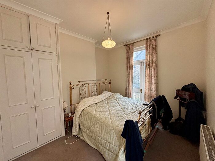 2 Bedroom Flat To Rent In Brunswick Place, Hove, BN3