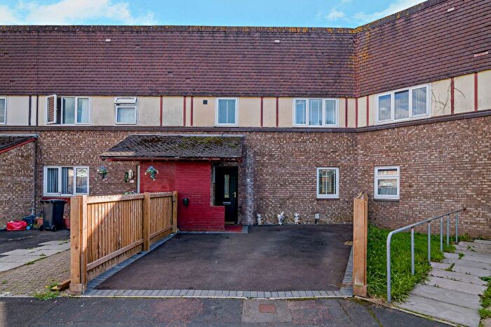 3 Bedroom Terraced House For Sale In Swallow Way, Duffryn, NP10