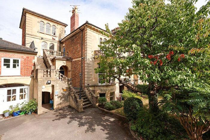 1 Bedroom Apartment For Sale In Westfield Park | Redland, BS6