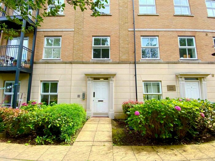 2 Bedroom Apartment To Rent In Elias House, Brentwood, CM14