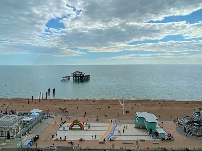 Studio To Rent In Kings Road - Video Tour, BN1