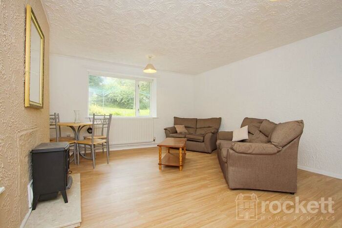 1 Bedroom Flat To Rent In Greenside, Newcastle-Under-Lyme, ST5