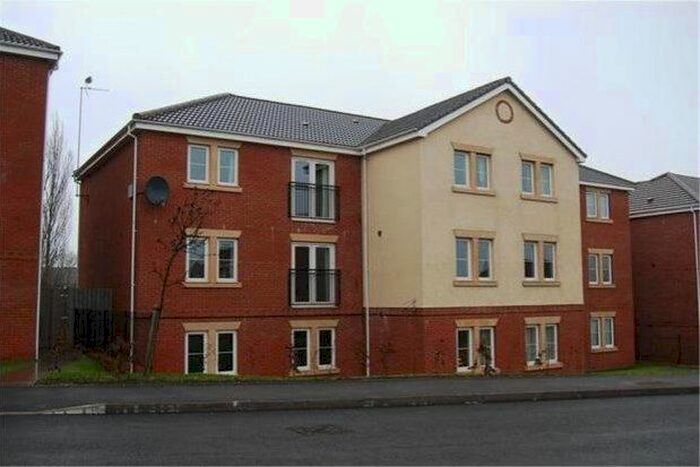 2 Bedroom Flat To Rent In Streetly, Sutton Coldfield, B74