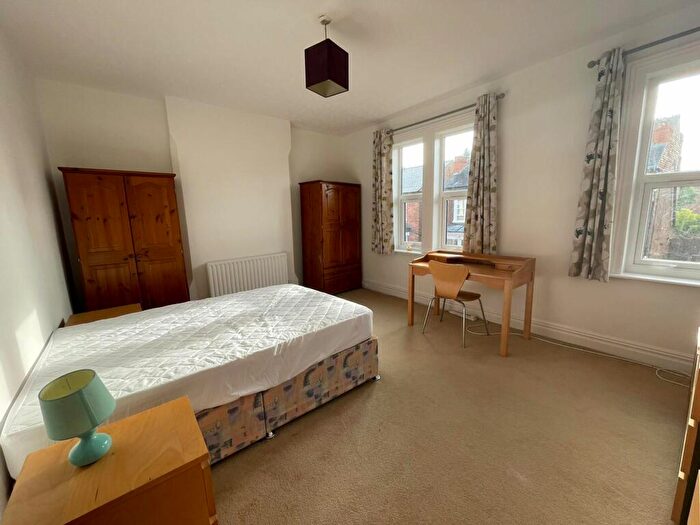 4 Bedroom House To Rent In Hardwick Grove, West Bridgford, NG2