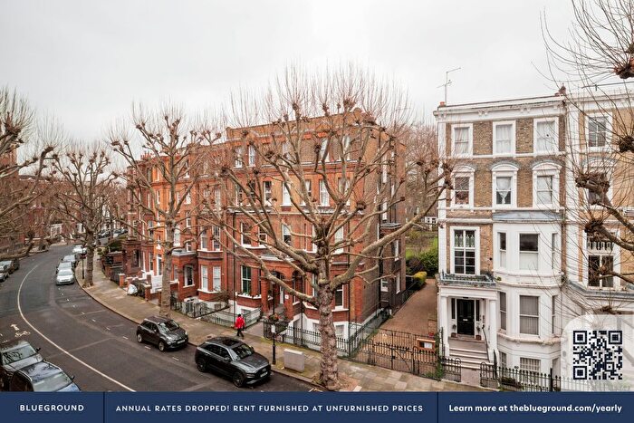 Studio To Rent In Earls Court, London, SW5