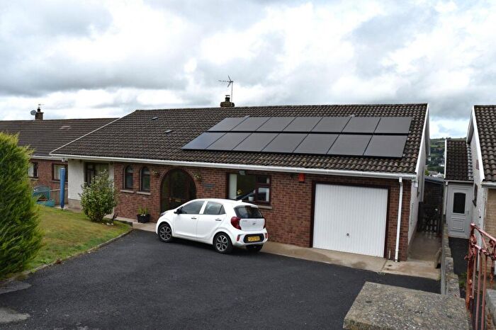 3 Bedroom Detached Bungalow For Sale In Heol Ffinant, Newcastle Emlyn, SA38