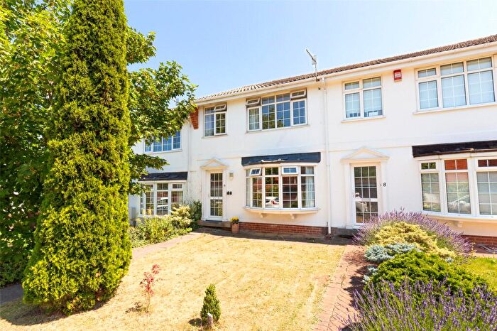 3 Bedroom Terraced House For Sale In Broadleys Avenue, Bristol, BS9
