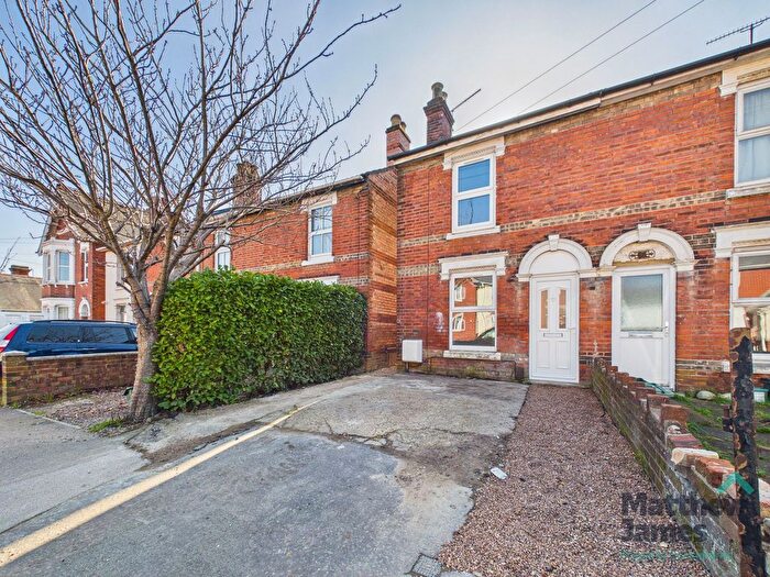 2 Bedroom End Terrace House To Rent In Greenstead Road, Colchester, CO1