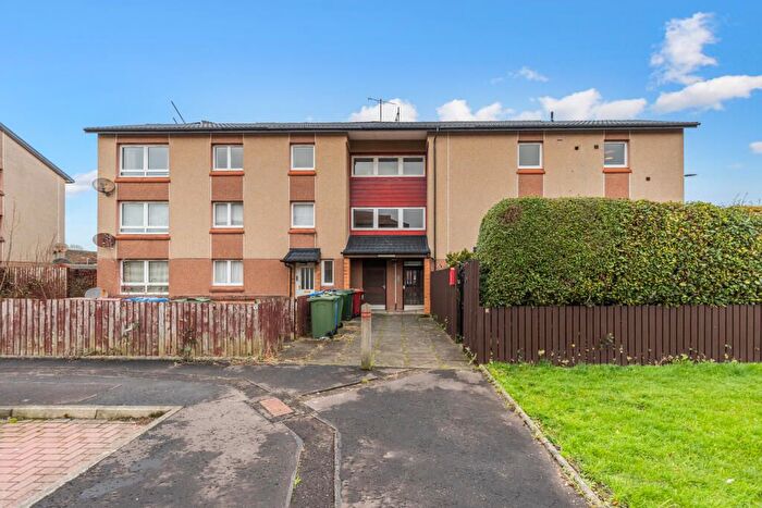 2 Bedroom Flat To Rent In Sunart Place, Grangemouth, FK3