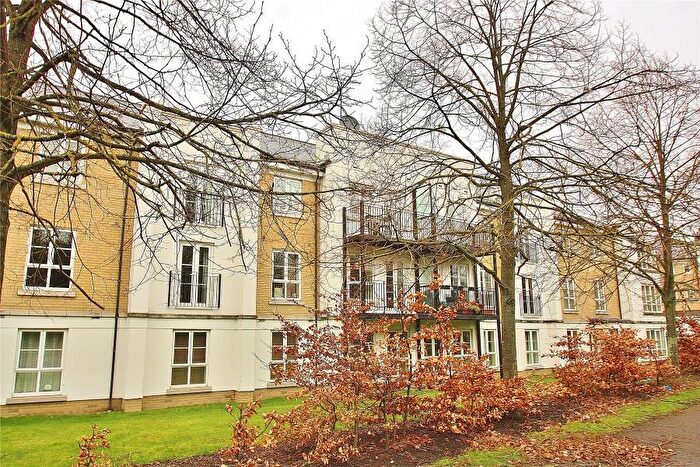 2 Bedroom Apartment To Rent In Knaphill, Woking, GU21