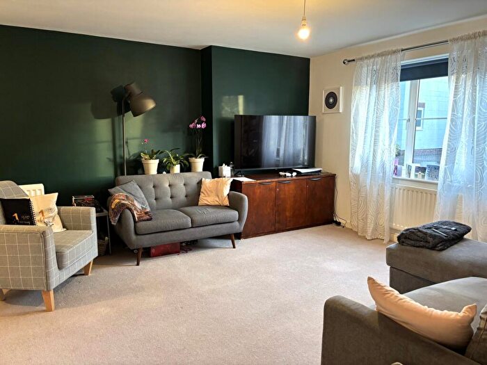 2 Bedroom Flat For Sale In Wand Road, Wells, BA5