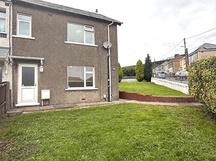 3 Bedroom Semi-Detached House For Sale In Brynglas Avenue, Cwmavon, Port Talbot, Neath Port Talbot., SA12