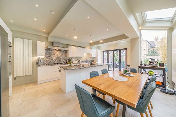 4 Bedroom Property For Sale In Norfolk House Road, Streatham, SW16