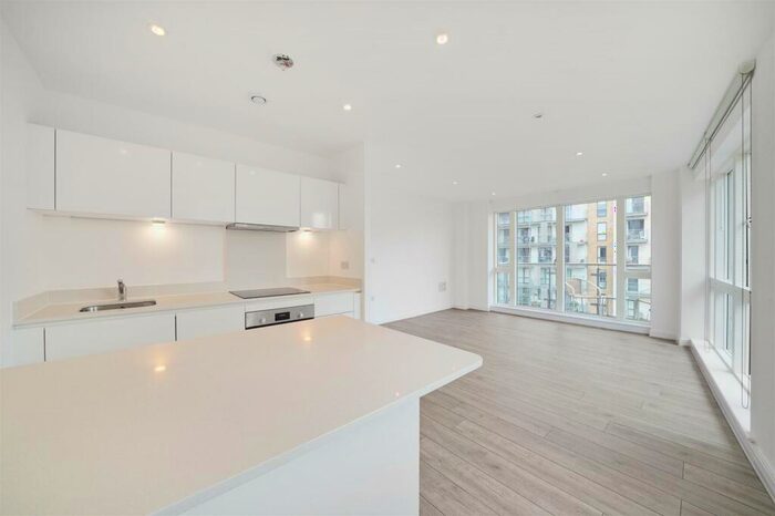 1 Bedroom Apartment To Rent In Alboran Apartments, Bow, E3