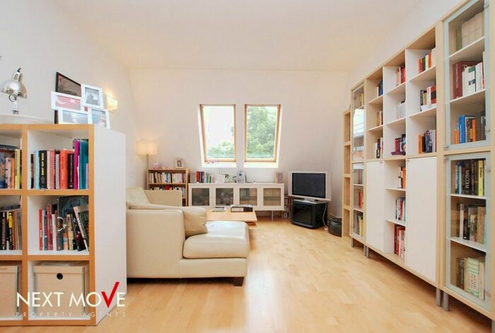 2 Bedroom Flat To Rent In Piano Lane, Carysfort Road, London, N16