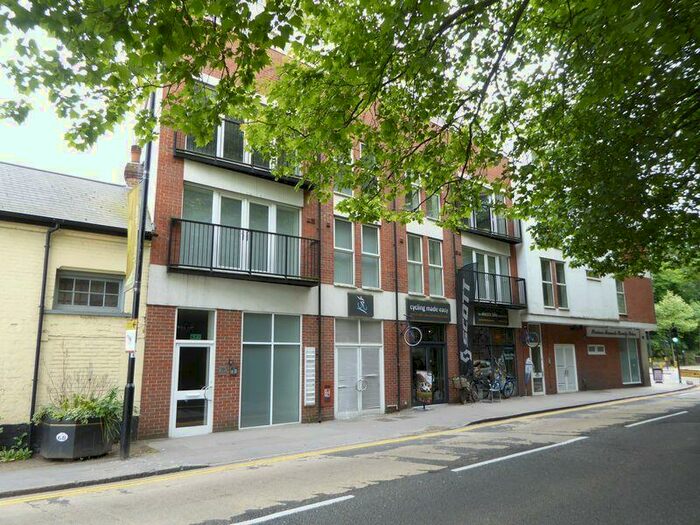 1 Bedroom Flat To Rent In Lion Green Road, Coulsdon, CR5