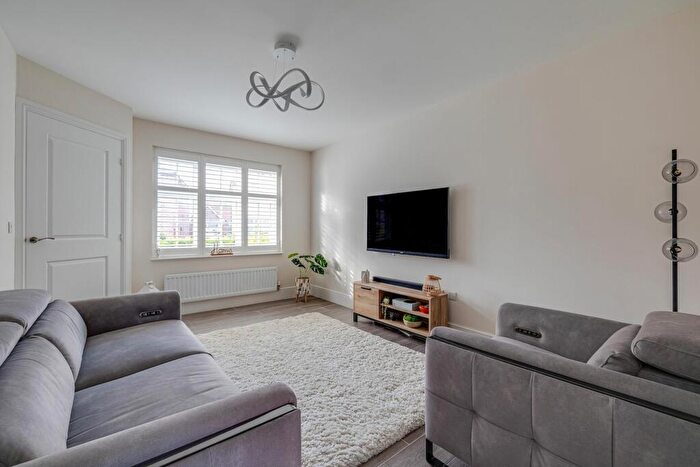 4 Bedroom Detached House For Sale In Old Meadow Drive, Backford, CH1