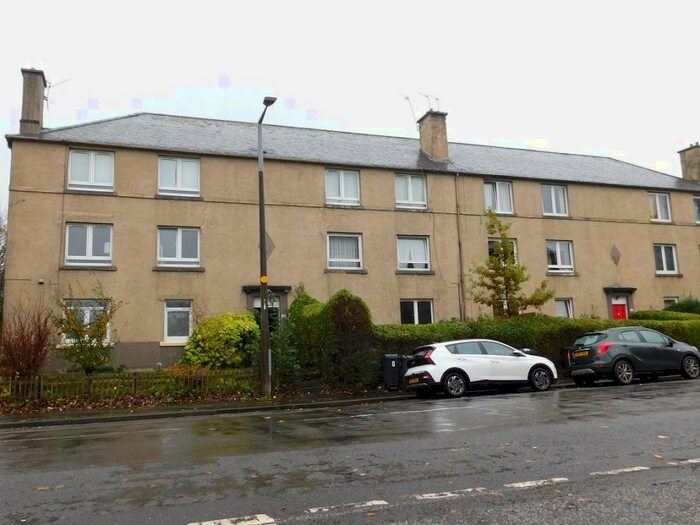 2 Bedroom Flat To Rent In Hutchison Road, Edinburgh, EH14