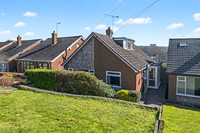 2 Bedroom Detached Bungalow For Sale In Grosvenor Road, Dudley, DY3