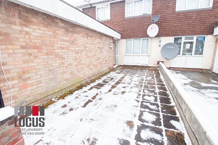 4 Bedroom Terraced House To Rent In Wyldfield Gardens, Edmonton, N9