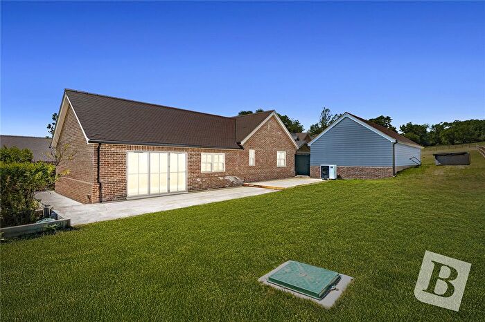 3 Bedroom Detached Bungalow For Sale In Weald Park Way, South Weald, Brentwood, Essex, CM14