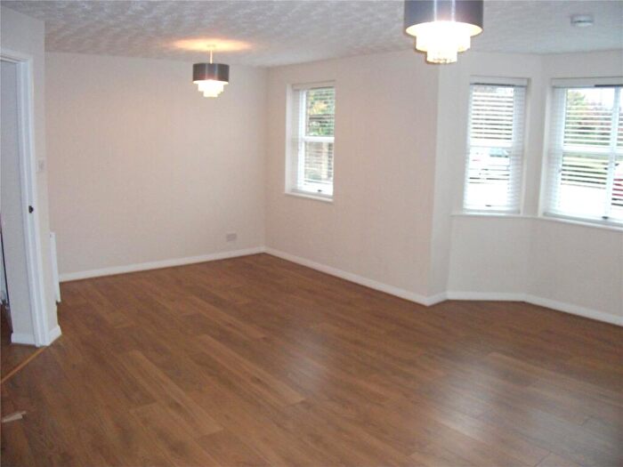 2 Bedroom Flat To Rent In North Meggetland, Edinburgh, EH14