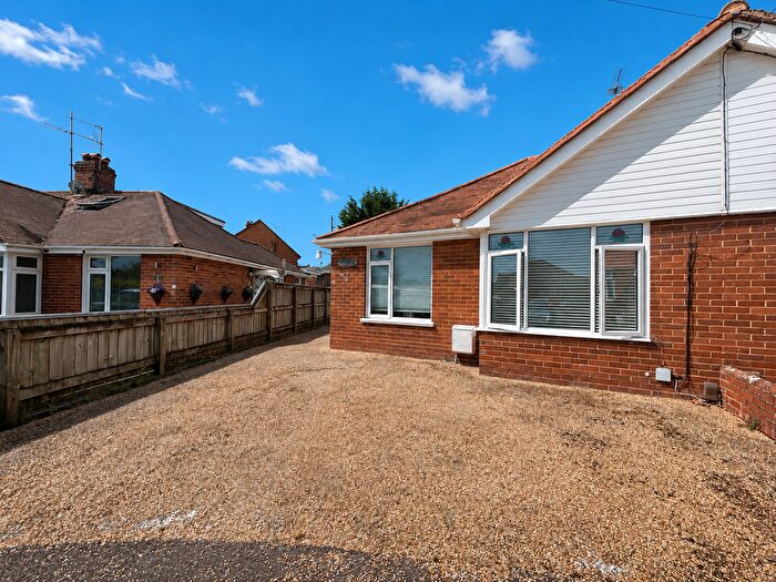 2 Bedroom Bungalow To Rent In Woolsery Grove, Exeter, EX4