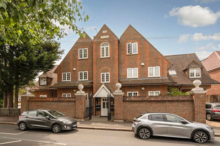 1 Bedroom Flat To Rent In Wandle Road, Morden, SM4