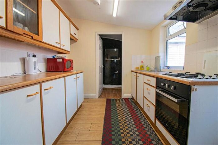 4 Bedroom Terraced House To Rent In Belle Grove West, Newcastle Upon Tyne, NE2