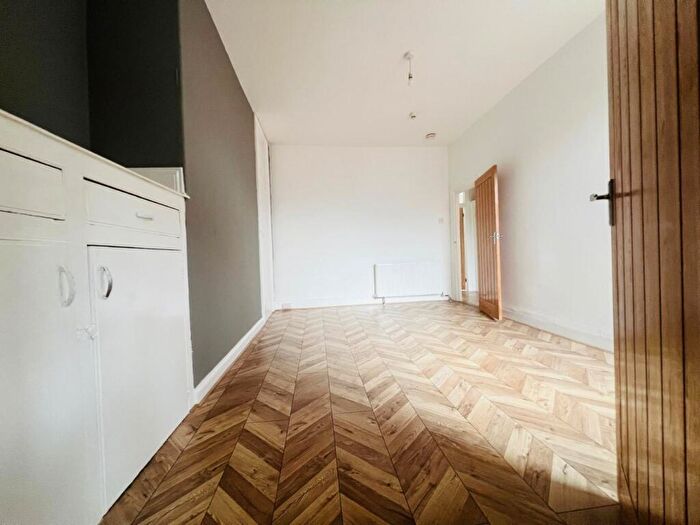 3 Bedroom Flat To Rent In Croydon Road, Newcastle Upon Tyne, NE4