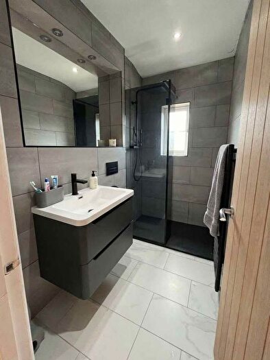 2 Bedroom Semi Detached House To Rent In Halifax Road, Nelson, BB9