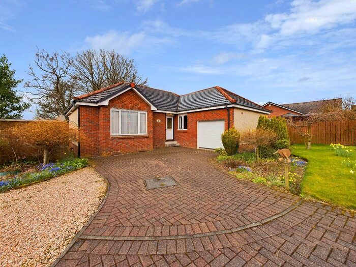 3 Bedroom Detached Bungalow To Rent In Sykehead Drive, Biggar, ML12