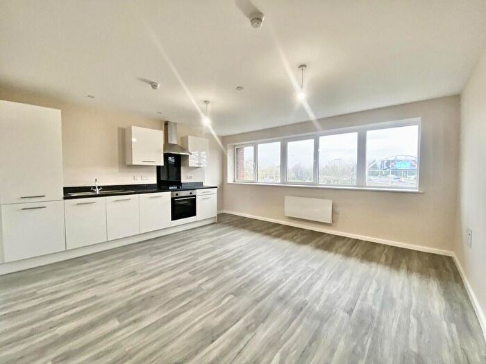 1 Bedroom Apartment To Rent In Southwood House, Goodiers Drive, M5