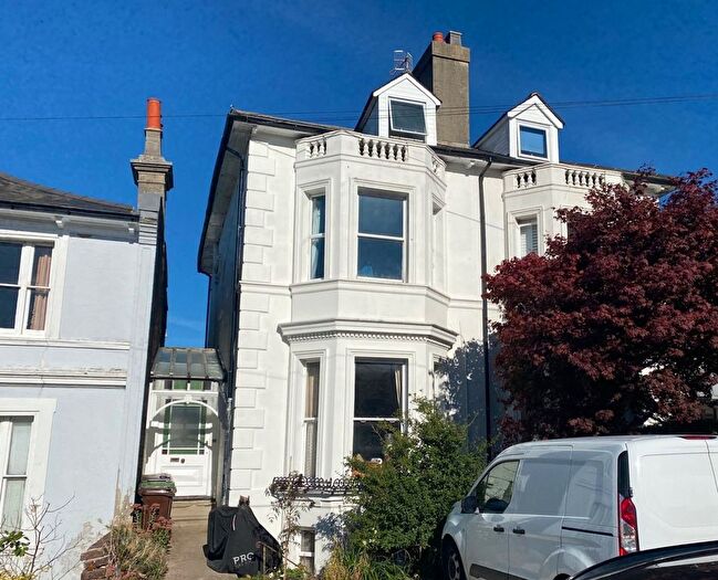 2 Bedroom Maisonette To Rent In Beulah Road, Tunbridge Wells, Kent, TN1
