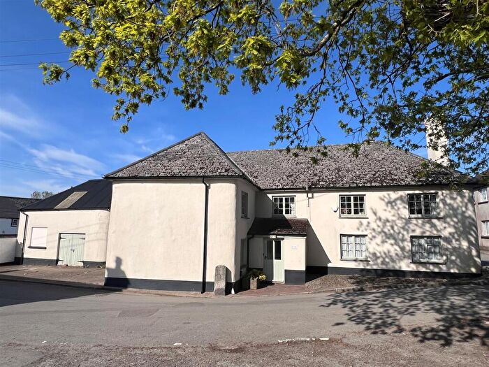 5 Bedroom Semi-Detached House For Sale In Burrington, EX37