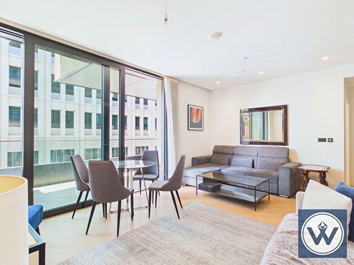 1 Bedroom Flat For Sale In Wood Crescent, London, W12