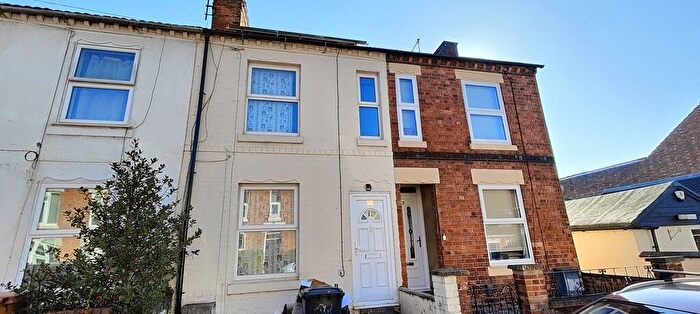 3 Bedroom Terraced House To Rent In Poplar Street, Wellingborough, NN8