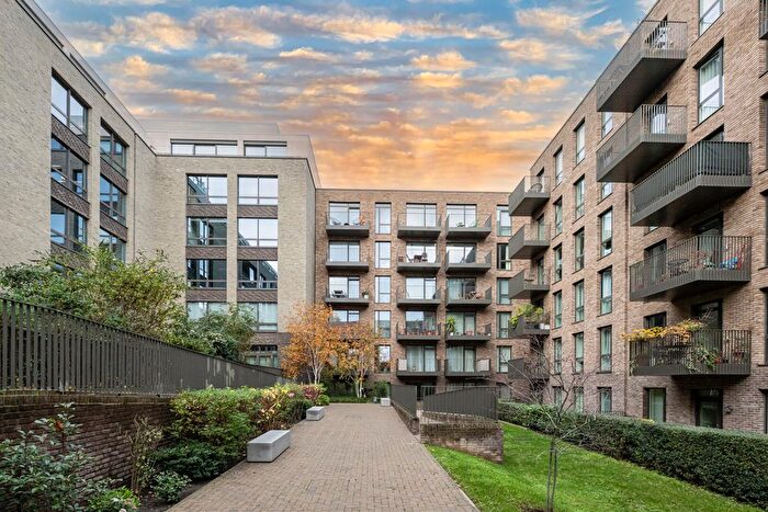 1 Bedroom Flat For Sale In West Row, Ladbroke Grove, W10