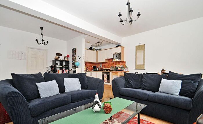 1 Bedroom Flat To Rent In Crouch Hill, London, N4