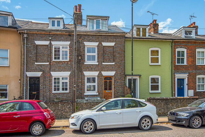 2 Bedroom Terraced House To Rent In Sussex Street, Winchester, SO23