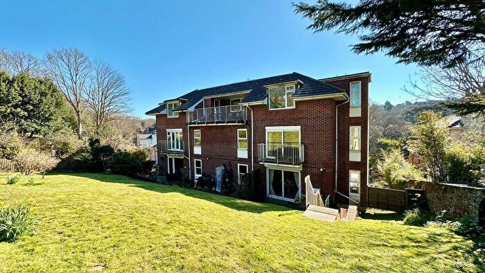 2 Bedroom Flat For Sale In - St. Helens Road, Hastings, TN34