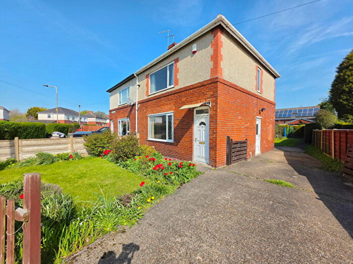 3 Bedroom Semi Detached House For Sale In Park Avenue, Brierley, Barnsley, S72