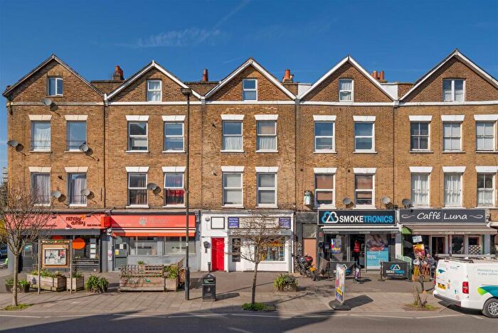 1 Bedroom Flat For Sale In Gipsy Road, Gipsy Hill, SE27
