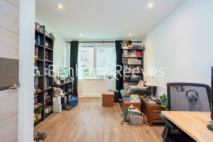 1 Bedroom Flat To Rent In Ashton Reach, London, SE16