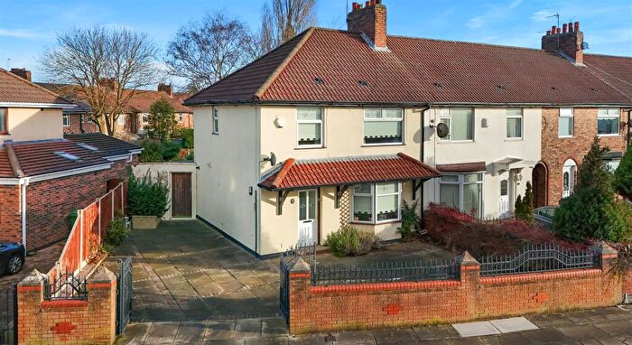 3 Bedroom End Of Terrace House For Sale In Formosa Drive, Fazakerley, Liverpool, L10